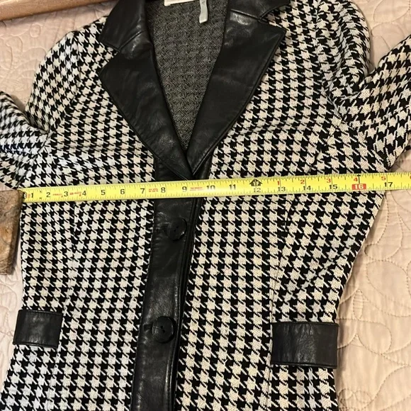 Classiques Entier Wool Leather Houndstooth Knit Blazer Fitted Cardigan Sweater